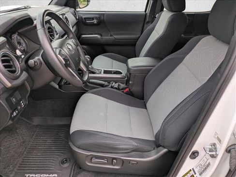 Used 2021 Toyota Tacoma TRD Sport w/ Technology Package RWD image 16