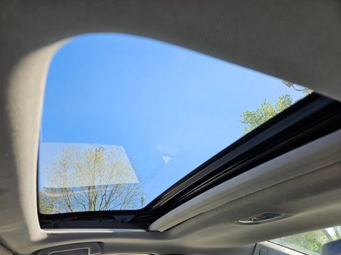 Used 2015 Honda Accord EX-L image 16