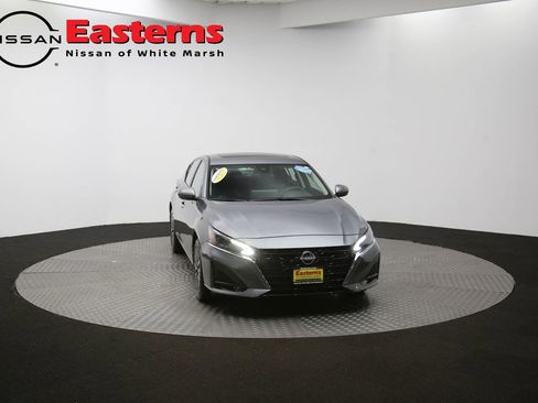 Used 2024 Nissan Altima 2.5 SV w/ SV Premium Package AWD/4WD image 51