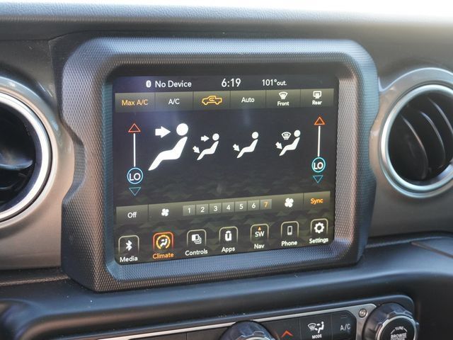 Used 2023 Jeep Gladiator Overland AWD/4WD image 20