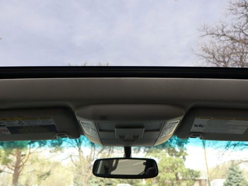 Used 2017 Toyota Tundra Limited image 29