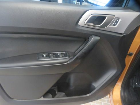 Used 2019 Ford Ranger XLT w/ Equipment Group 302A Luxury AWD/4WD image 14