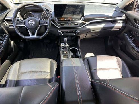Used 2023 Nissan Altima 2.5 SR w/ SR Premium Package FWD image 19