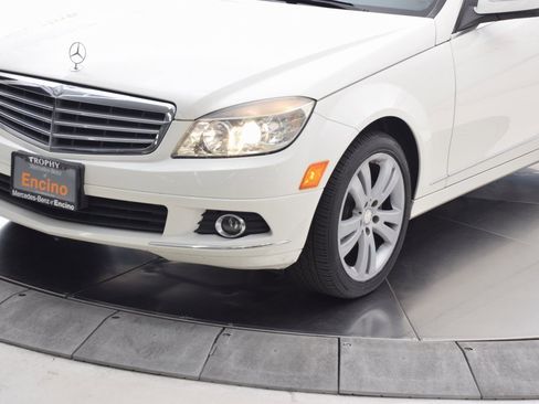 Used 2008 Mercedes-Benz C 300 Sedan image 9