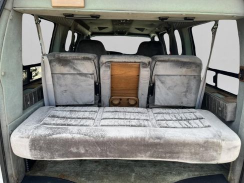 Used 1997 Chevrolet Express 1500 image 41