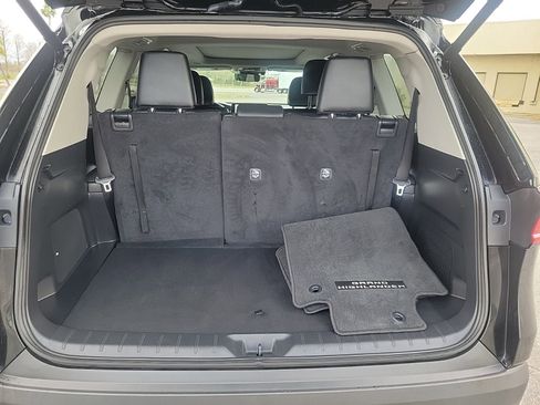 Used 2024 Toyota Grand Highlander Platinum image 10