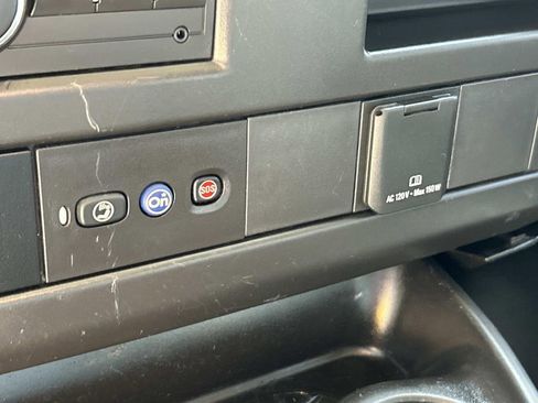 Used 2023 GMC Savana 2500 w/ Driver Convenience Package image 27