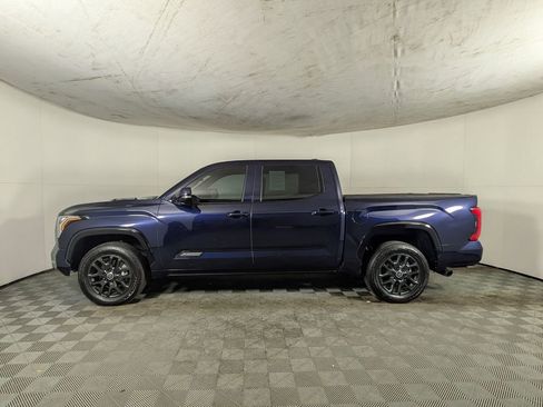 Used 2024 Toyota Tundra Platinum image 3