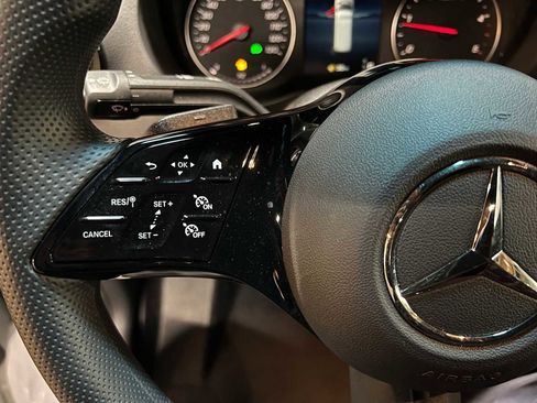 Used 2025 Mercedes-Benz Sprinter 2500 image 24