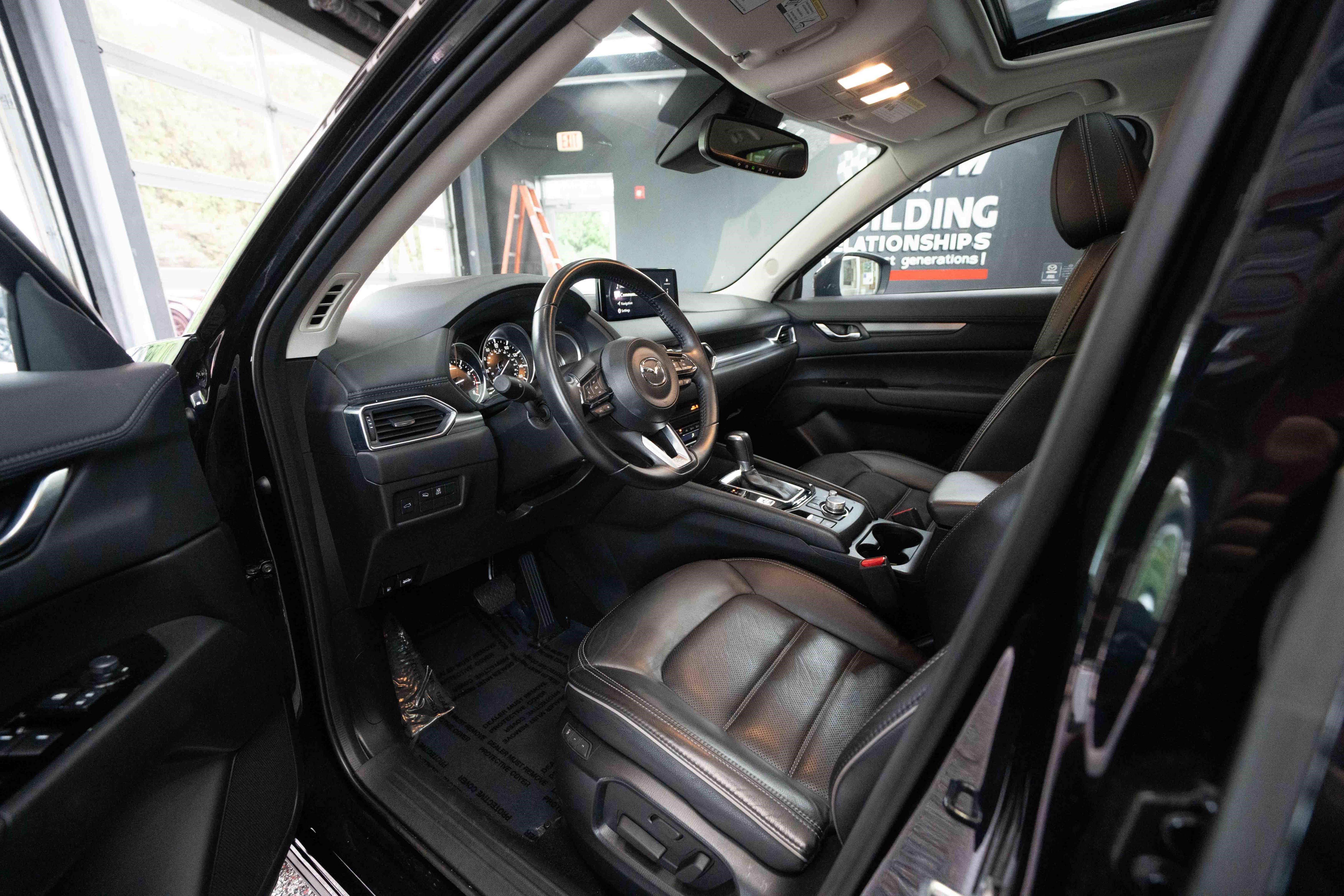 Used 2025 MAZDA CX-5 AWD 2.5 S w/ Preferred Package image 8