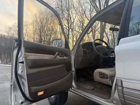 Used 1996 Lexus LX 450 4WD image 23