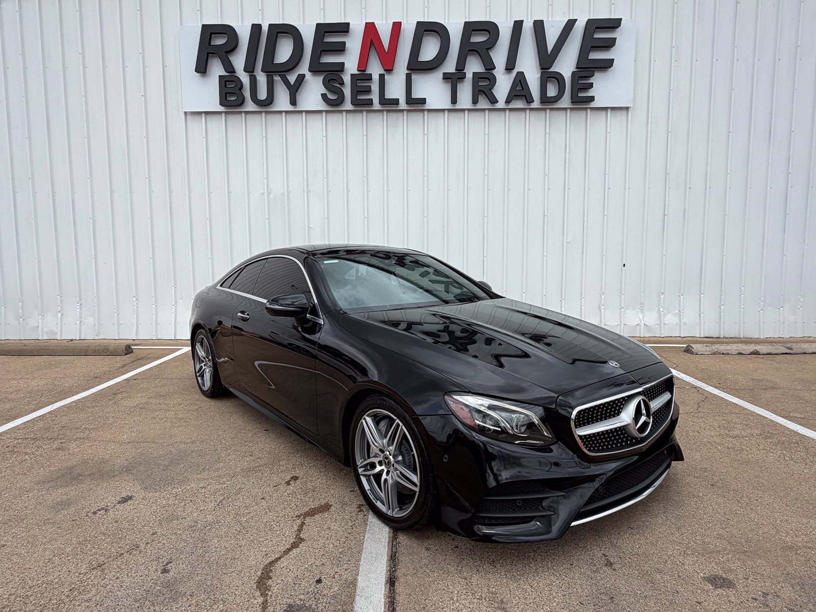 Used 2018 Mercedes-Benz E 400 Coupe image 10