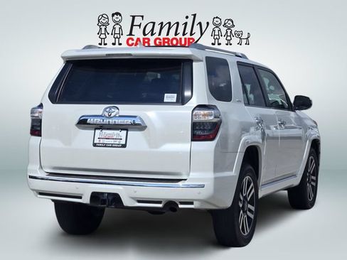 Used 2023 Toyota 4Runner Limited AWD/4WD image 4