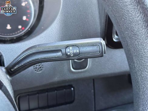 Used 2025 Mercedes-Benz Sprinter 2500 image 24