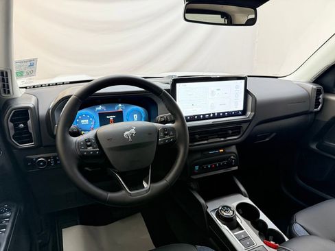 New 2025 Ford Bronco Sport Outer Banks w/ Outer Banks Tech Package+ image 9