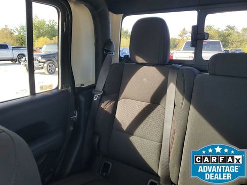 Used 2023 Jeep Gladiator Rubicon w/ LED Lighting Group image 14