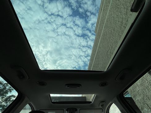 Used 2025 Hyundai Palisade Limited image 35