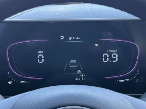 Used 2025 Kia Sportage EX w/ Premium Package image 37