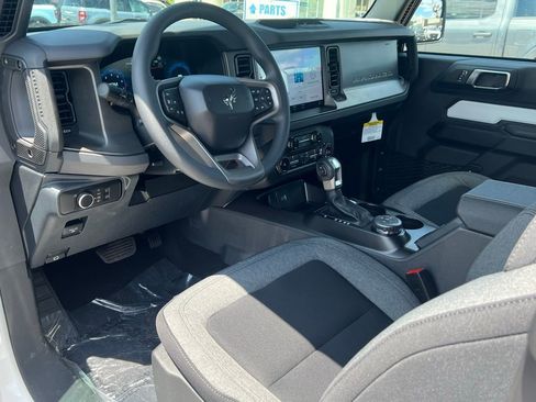 New 2025 Ford Bronco 2-Door image 25