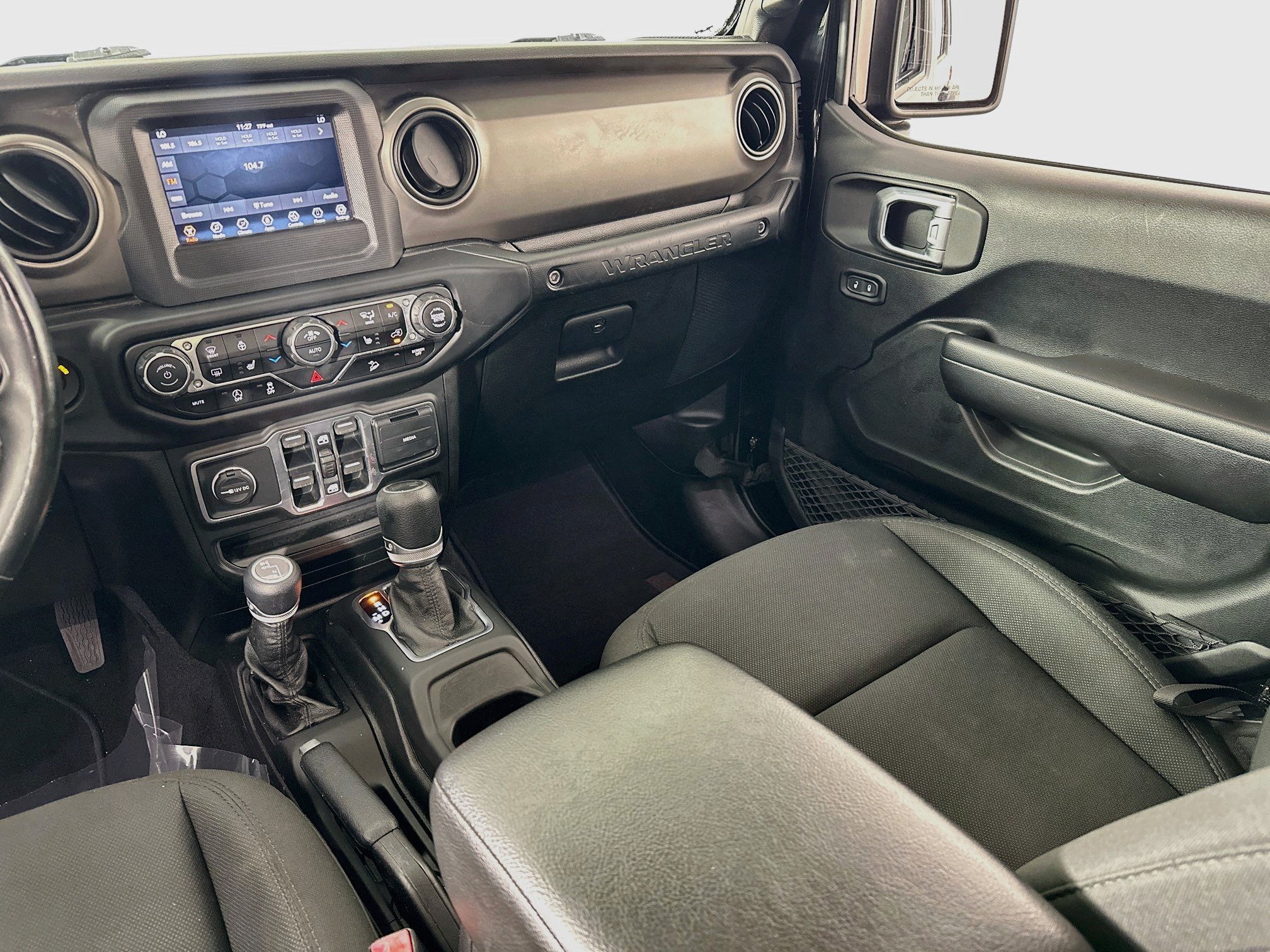 Used 2020 Jeep Wrangler Unlimited Sport S AWD/4WD image 22