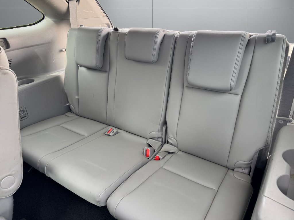 Used 2015 Toyota Highlander Limited AWD/4WD image 16