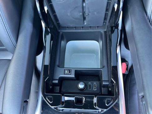 Used 2014 Land Rover Range Rover Sport Supercharged image 40