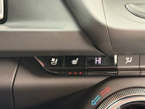 Used 2018 Chevrolet Camaro SS image 18