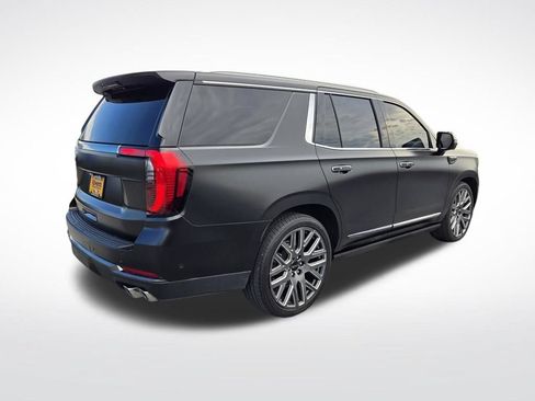 Used 2026 GMC Yukon Denali Ultimate AWD/4WD image 3