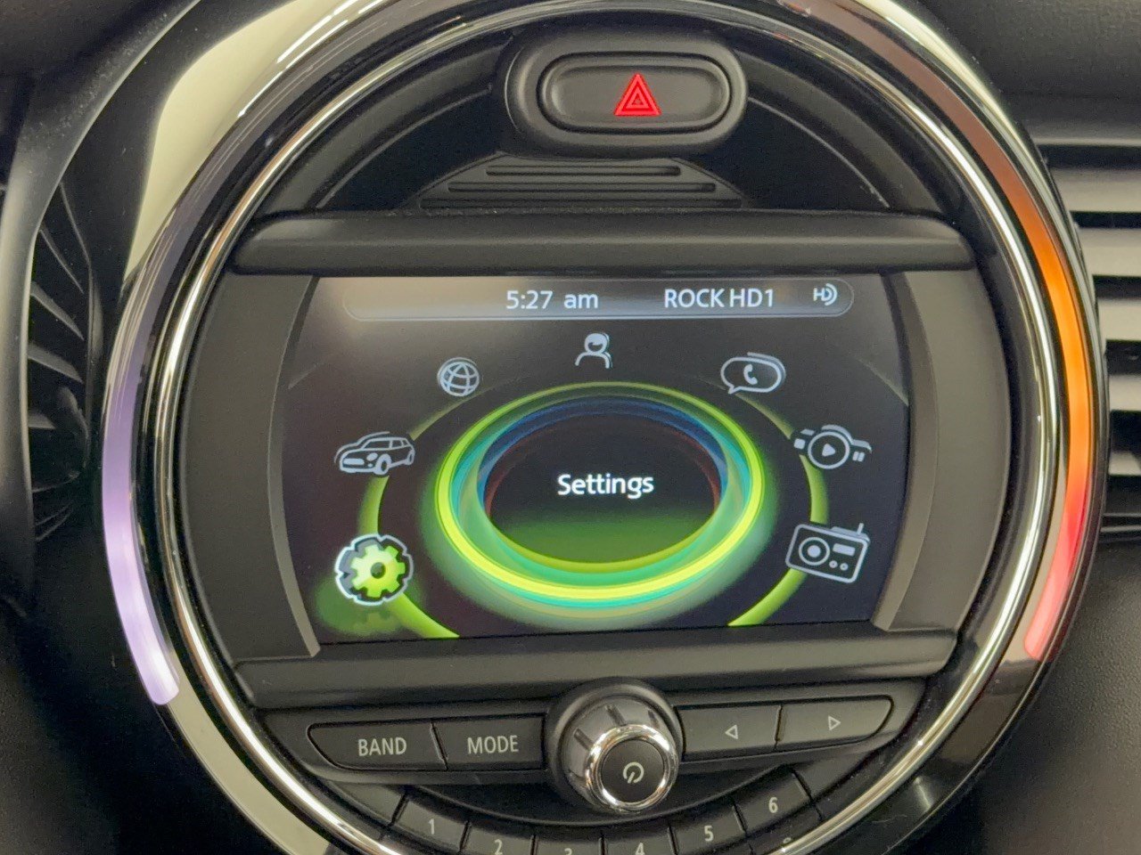 Used 2017 MINI Cooper 4-Door Hardtop FWD image 23