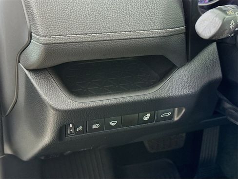 Certified 2020 Toyota RAV4 XLE Premium image 8