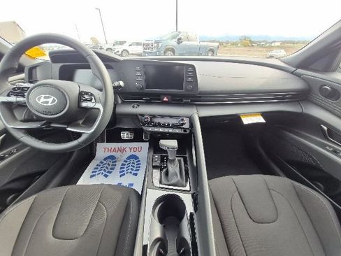 New 2026 Hyundai Elantra SEL Sport Premium w/ Cargo Package FWD image 21