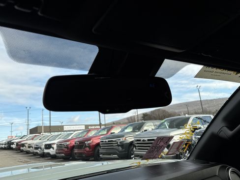 Used 2022 Toyota Tacoma TRD Sport image 21