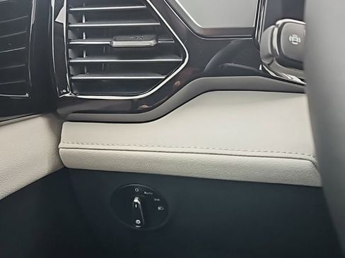 New 2026 Volkswagen Taos S AWD/4WD image 34
