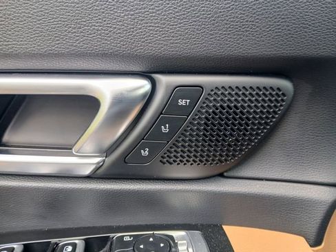 Certified 2022 Kia Telluride SX FWD image 36