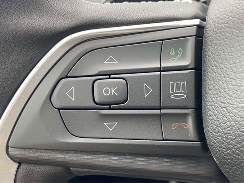 New 2025 Jeep Grand Cherokee Altitude image 56