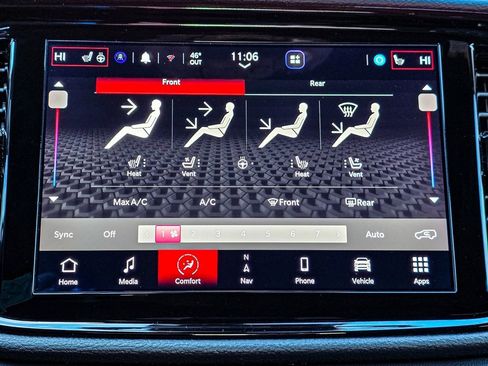 Used 2025 Dodge Durango R/T image 18