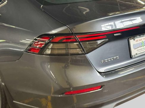 Used 2025 Honda Accord LX image 8