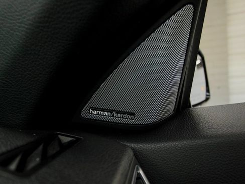 Used 2016 Mercedes-Benz E 400 Cabriolet image 21