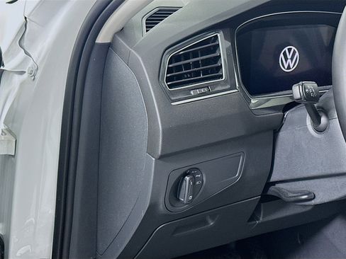 Used 2024 Volkswagen Tiguan S image 16