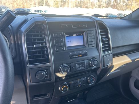 Used 2018 Ford F150 XLT w/ XTR Package image 17