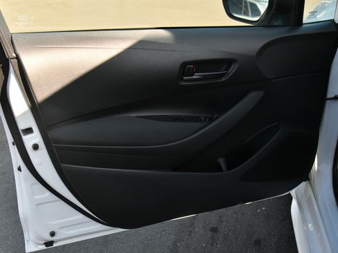 Used 2024 Toyota Corolla LE image 13