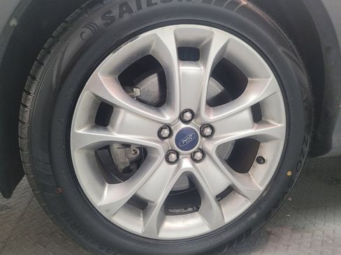 Used 2014 Ford Escape Titanium image 31