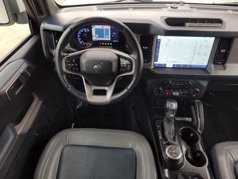Used 2022 Ford Bronco Outer Banks AWD/4WD image 19
