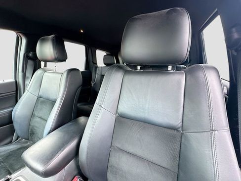 Used 2017 Jeep Grand Cherokee Altitude image 17