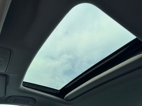Used 2019 Acura TLX FWD image 30
