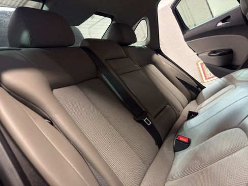 Used 2014 Buick Verano FWD image 27