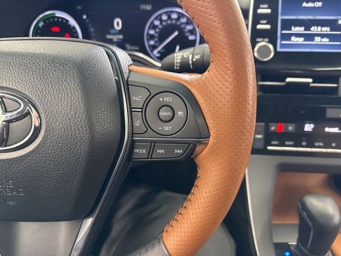 Certified 2020 Toyota Avalon Limited image 21