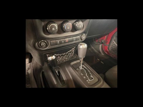 Used 2012 Jeep Wrangler Unlimited Sahara w/ Dual Top Group AWD/4WD image 24