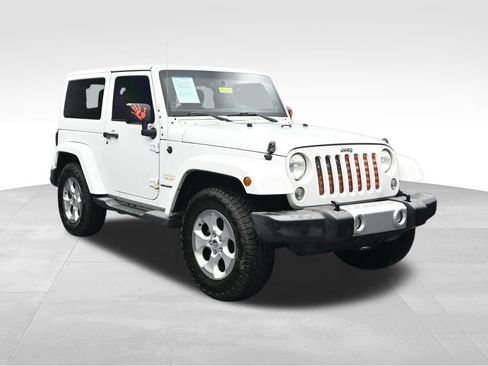 Used 2014 Jeep Wrangler Sahara w/ Dual Top Group AWD/4WD image 7