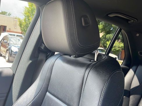 Used 2021 Mercedes-Benz GLE 350 4MATIC image 39